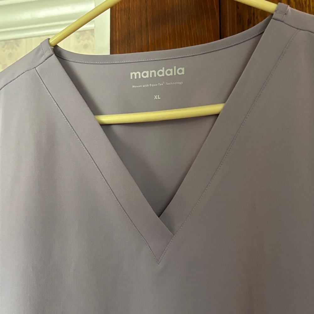 Mandala Women's V-Neck Top - Lavender